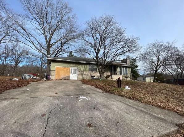 399 Linda Dr, Eldon, MO 65026