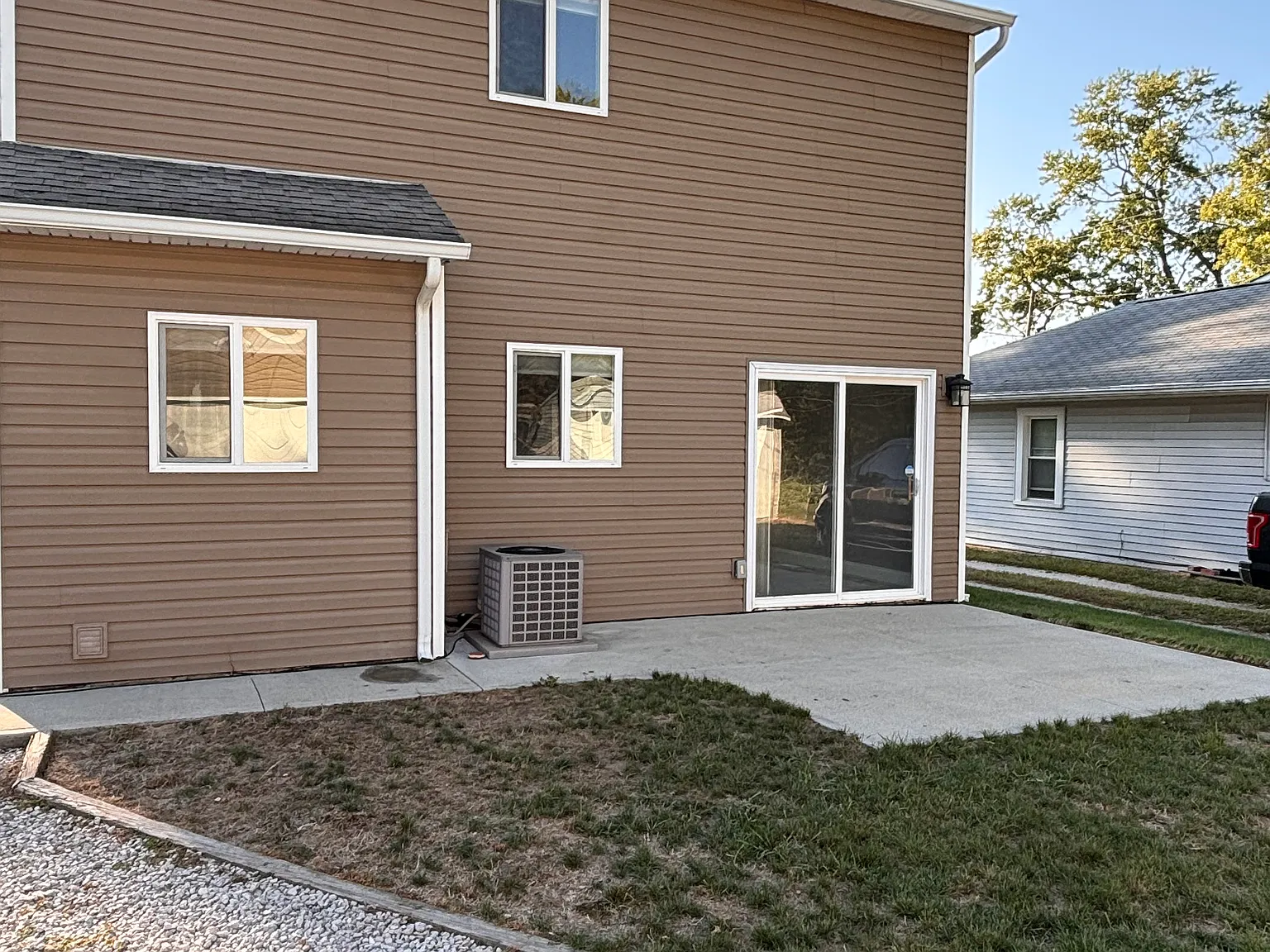 6247 Iroquois Trl — Photo 2