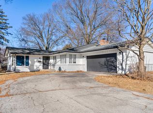 918 Mayfair Pl, Rockford, IL 61107