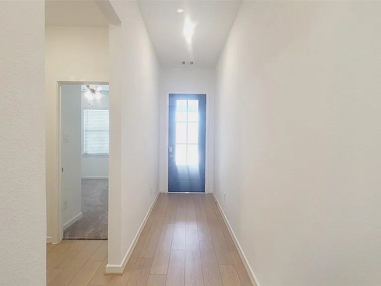 21523 Banpo Bend Dr — Photo 3