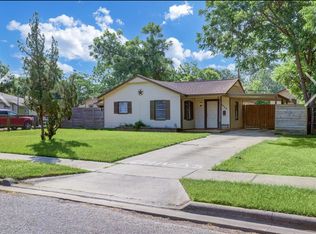 1428 Lawrence Ave, Pasadena, TX 77506