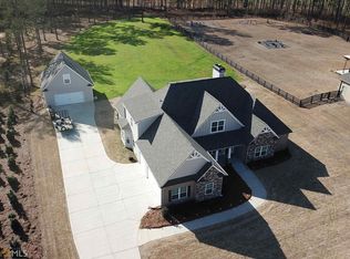 90 Indian Trl, Senoia, GA 30276