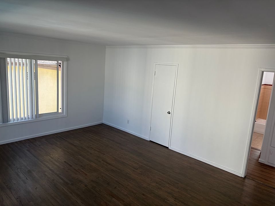 1st image of 4167 Don Tomaso Dr #9