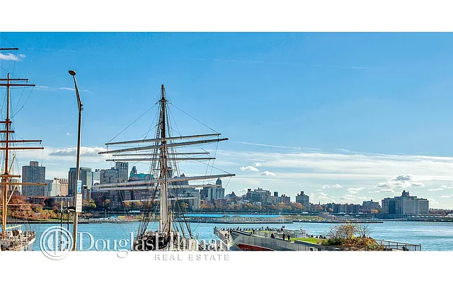 Sold by Douglas Elliman | media 32