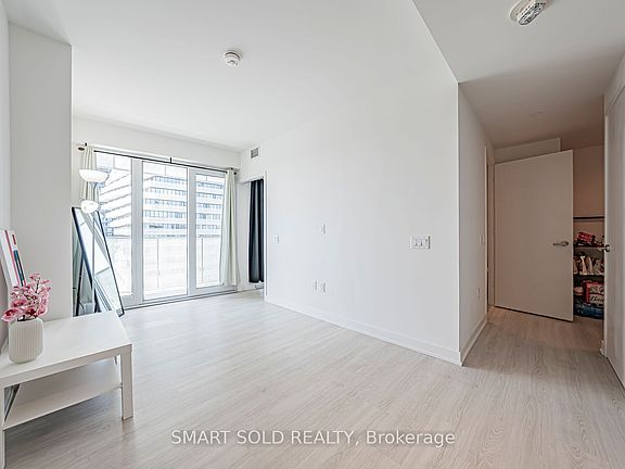 3rd image of 3883 Quartz Rd #1101