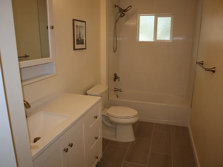 9504 Farwest Dr SW — Photo 19