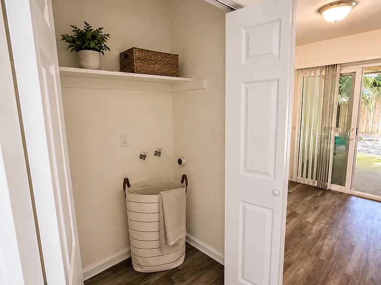 2225 S Lee Ave — Photo 14