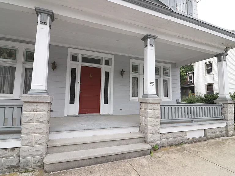 93 E Main St #1 — Photo 2