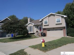 7009 S 155th Cir, Omaha, NE 68138