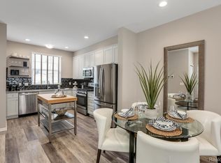 331 Jeff Keeton Dr #49, Hazel Park, MI