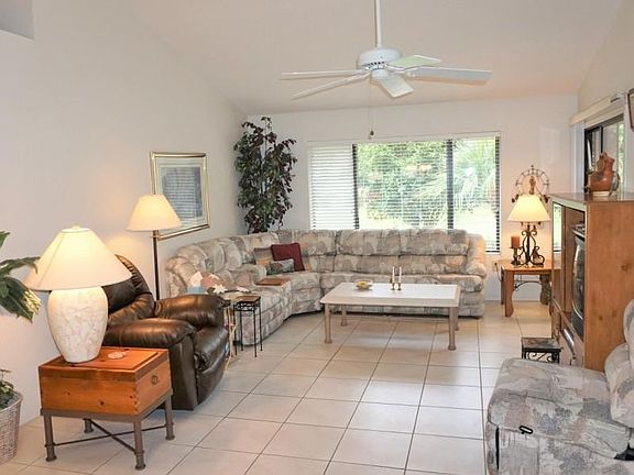 4th image of 20406 N Wintergreen Dr