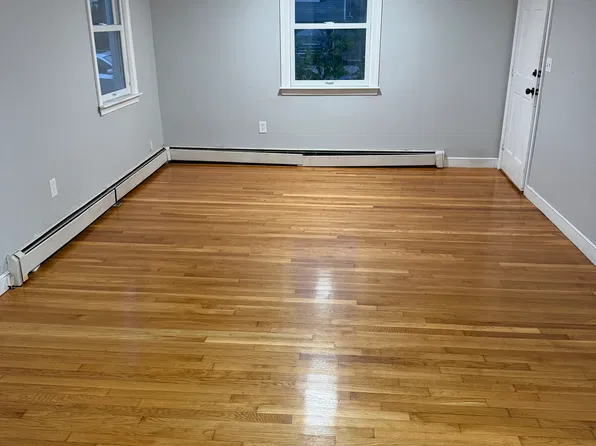 155 Grove St #1, West Roxbury, MA 02132