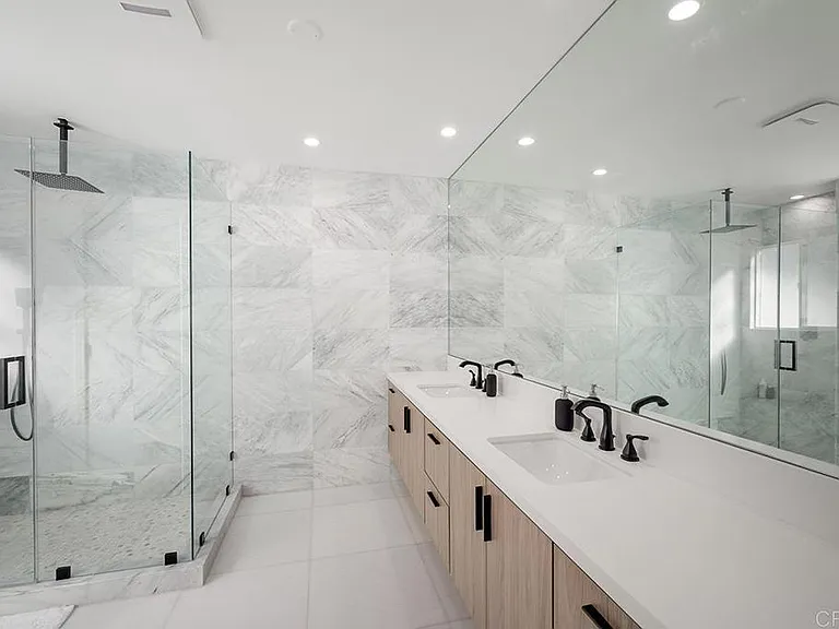 3647 Hazelhurst Pl — Photo 14