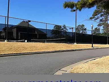 4 bed, 2500 sqft, $2,900 — Photo 4