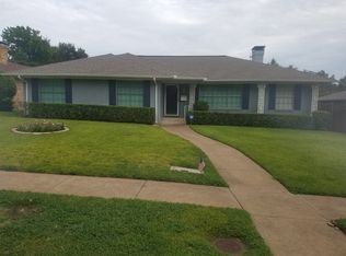 6740 Dalhart Ln, Dallas, TX 75214