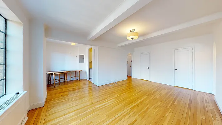 Rented by Bond New York | media 20