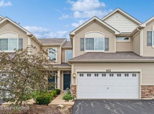 412 S Jade Ln, Round Lake, IL 60073