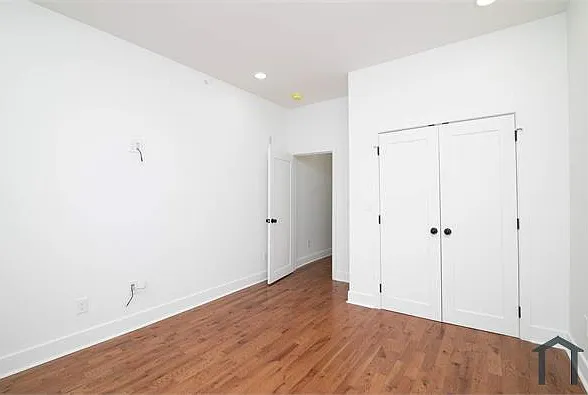 3035 W Diamond St #3 — Photo 2