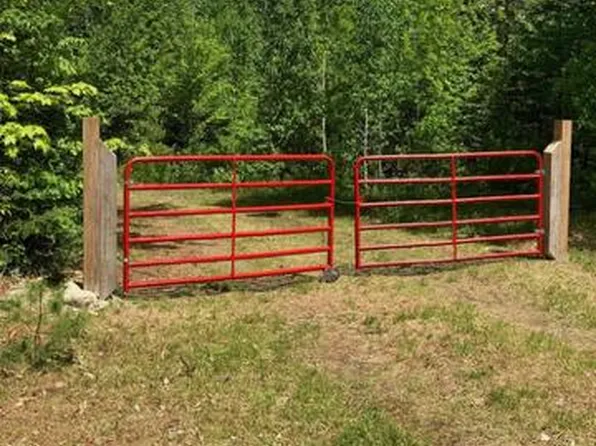1239 State Road Route 150, Parkman, ME 04443
