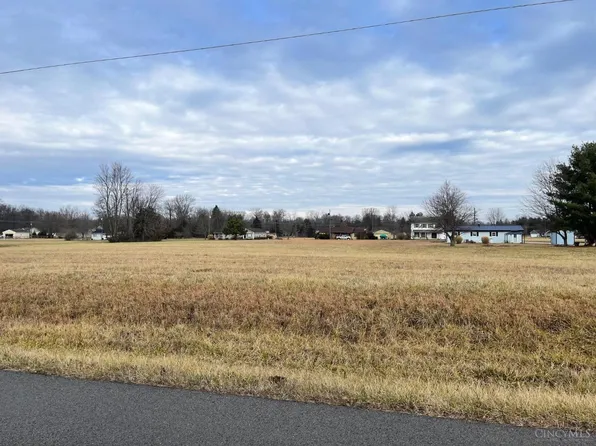 104 Shawnee Dr, Sardinia, OH 45171