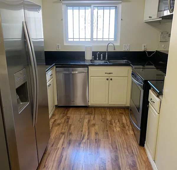 439 Bluffview Rd #1 — Photo 4