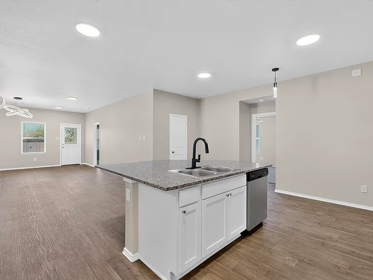 218 Sickle Loop — Photo 9