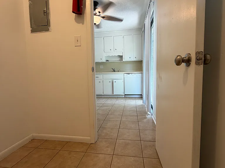 8650 Jernigan Rd #36 — Photo 6