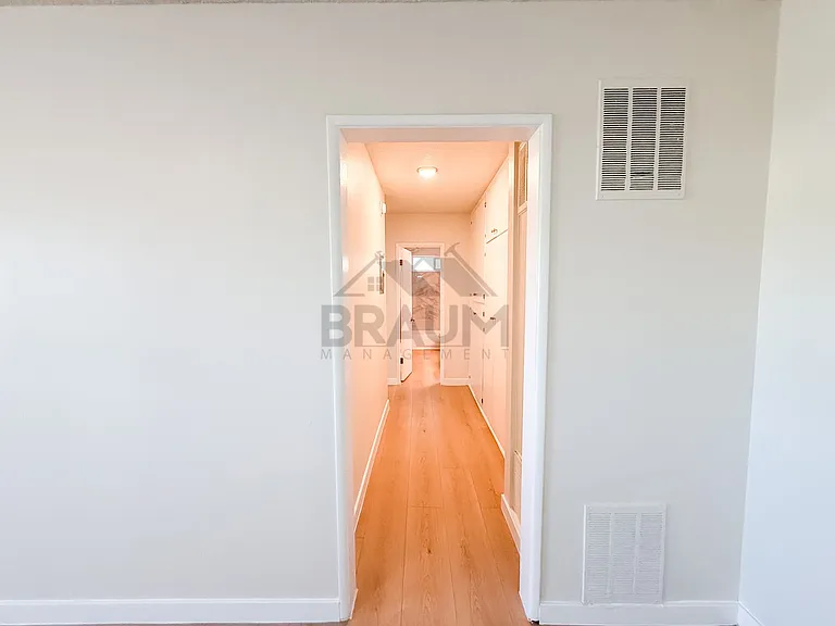 5131 Buffalo Ave — Photo 5