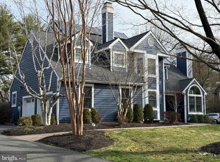 26 Baldwin St, Pennington, NJ 08534