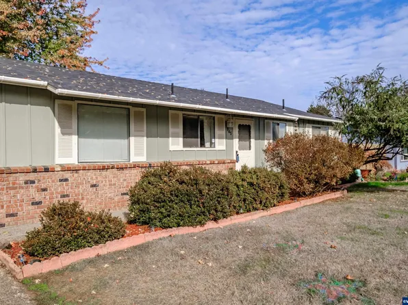 945 Denise Ct SE, Salem, OR 97306