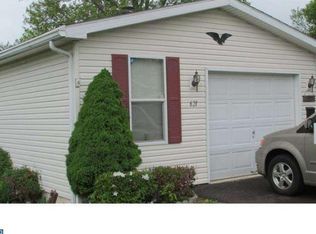 621 Apple St, Red Hill, PA 18076