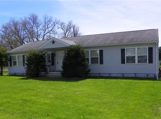 40 Club View Dr, Bath, NY 14810