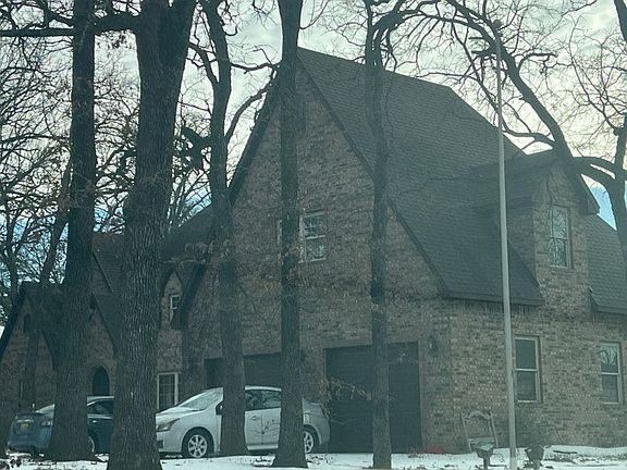 2nd image of 2713 Ridgeway St