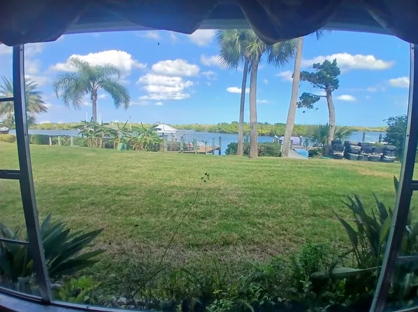 1204 Harbour Point Dr, Port Orange, FL 32127