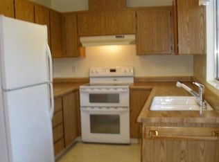 1925 Leafgreen Dr, Santa Rosa, CA 95405