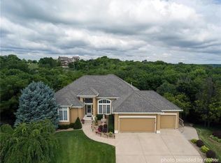 5732 NE Quartz Dr, Lees Summit, MO 64064