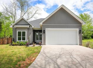 801 N Main St, Benton, AR 72015