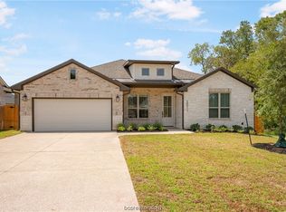 3511 Wildwood Ct, Bryan, TX 77808