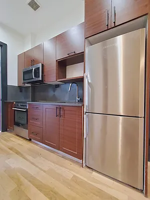 Rented by Sunshine Management Group, LLC | media 2