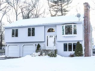 88 Intervale Rd, Springfield, MA 01118