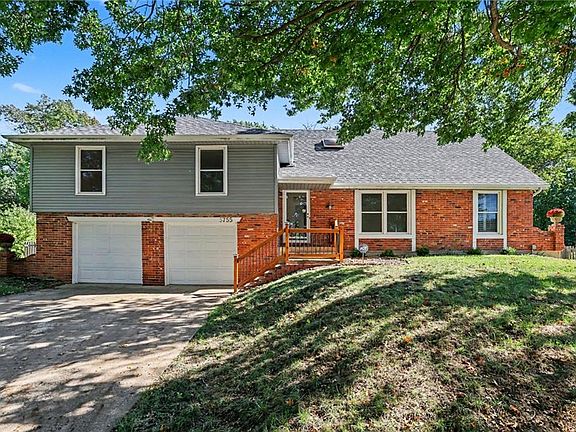2nd image of 5755 Richards Cir