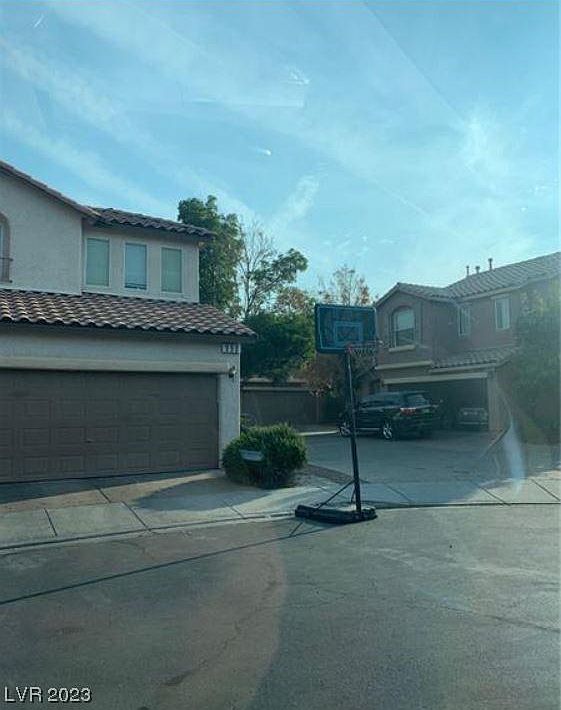 1st image of 531 Eresma St