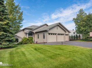 10112 Pointe Resolution Dr, Anchorage, AK 99515