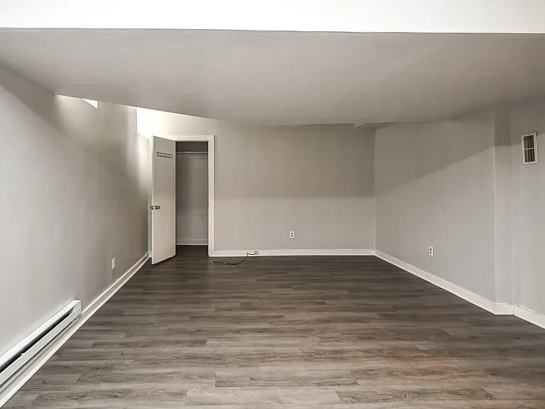 872 Clifton Crest Ter #3 — Photo 9
