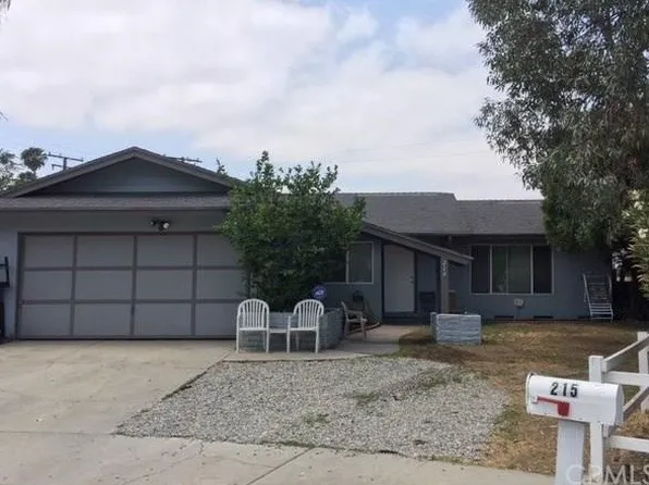 215 Laurel Ln, Hemet, CA 92544