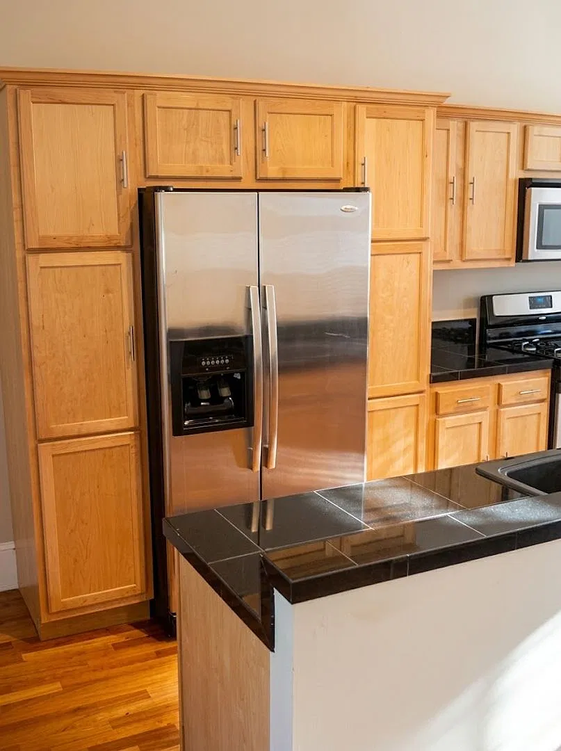 Student Housing - South Side Flats — Photo 4