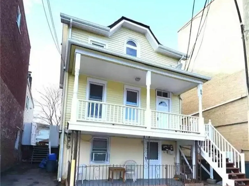 89 N Malcolm St #1