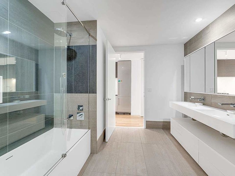 1st image of 540 W 49th St #603S