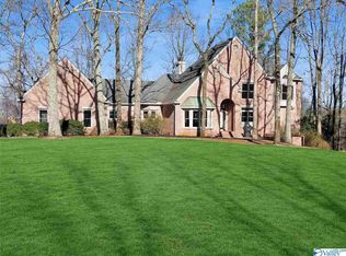 4201 Willow Bend Ct SE, Decatur, AL 35603