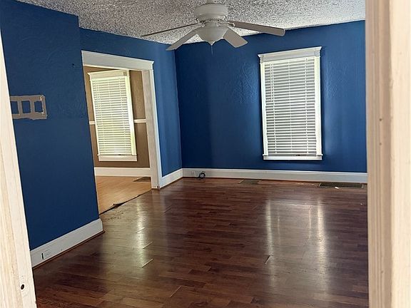4th image of 501 Madison St